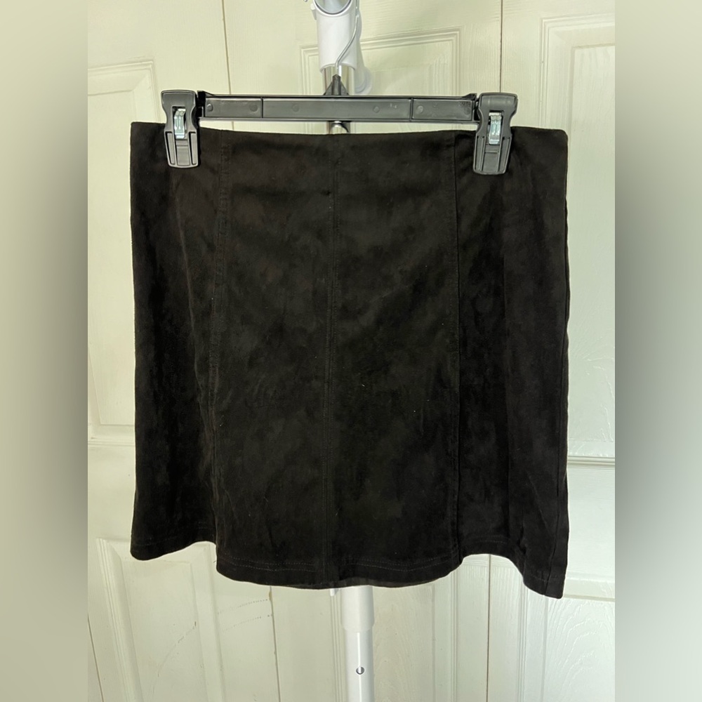 Mi Ami Black Suede Feel Skirt With Exposed Zipper Size Medium